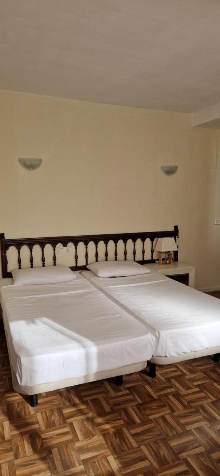 Bermudas-Turis Apartamentos 貝尼多姆 外观 照片