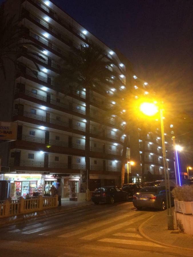 Bermudas-Turis Apartamentos 貝尼多姆 外观 照片